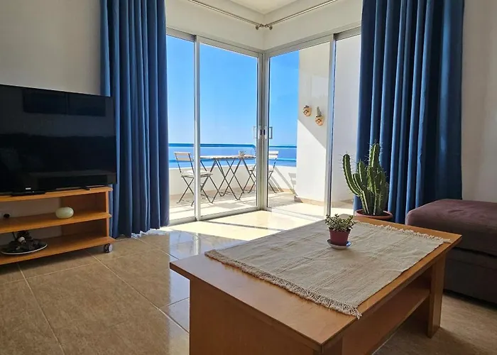 3 Islands View Apartment *